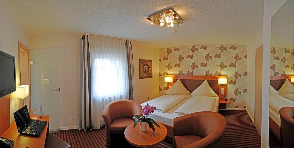 Hotel Nothwang Sindringen Habitación foto